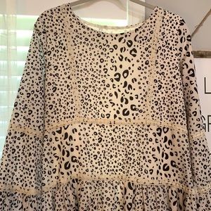 ‼️ON Hold‼️Cream and leopard top/dress
